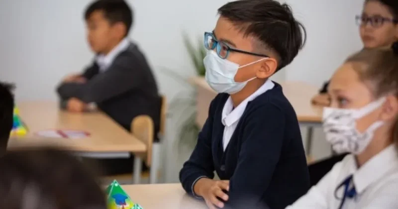 Вспышка ОРВИ: как будут учиться школьники Астаны