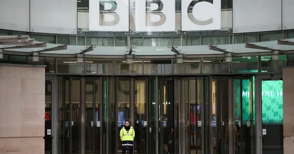 Би би си Трамптан кешірім сұрады, бірақ өтемақы төлеуден бас тартты