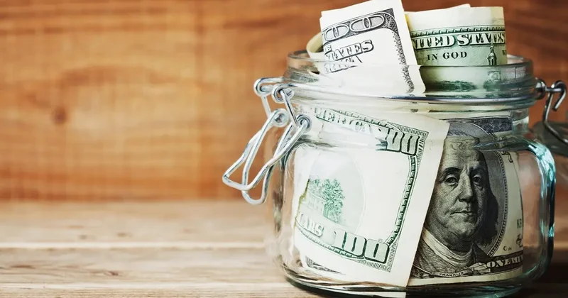 Курс доллара снизился на 2 тенге на бирже 14 ноября