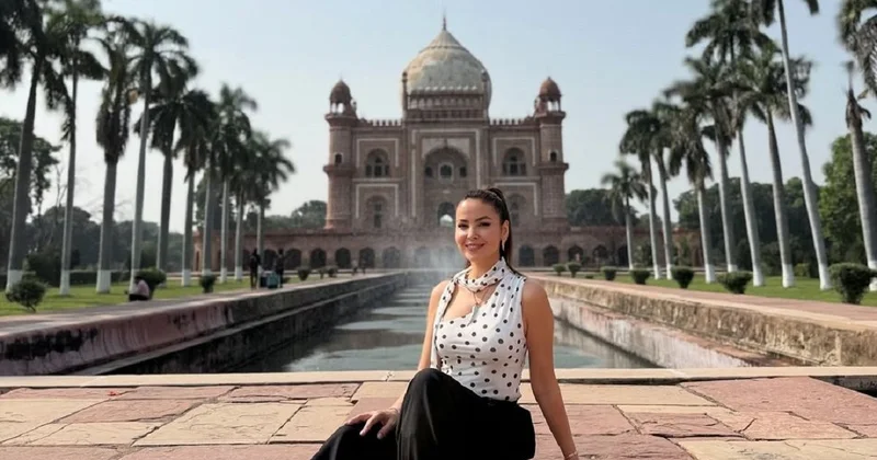 Влюбился в вас : Асель Сагатова показала фото из Индии и собрала комплименты в Сети