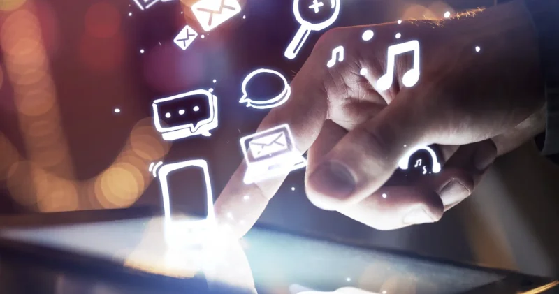 Жасөспірімдерге TikTok пен Instagram ға тыйым салынбақ: ғалымдар эксперимент бастады