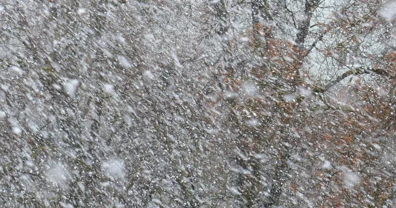 Как Атырау справляется с последствиями непогоды