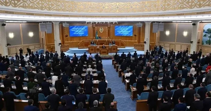 Мәулен Әшімбаев: Парламенттік реформалар елдің саяси жүйесін жаңғыртудың кілті