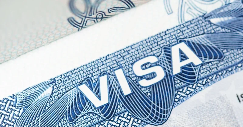 Нельзя принять всех : экономист объяснил, почему США закрыли иммиграционные визы казахстанцам