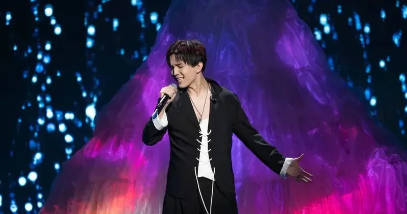 Танымал YouTube арна Димаш Құдайбергеннің ең үздік 10 әнін жариялады