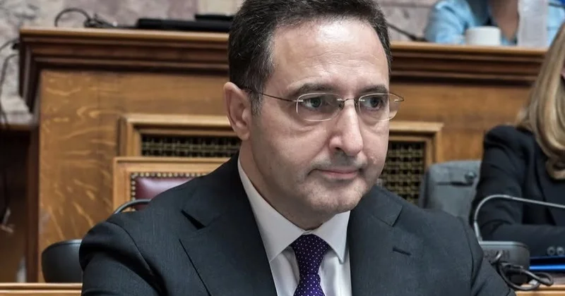 Грекия авиация басшысы Афины әуежайындағы ақаудан кейін отставкаға кетті