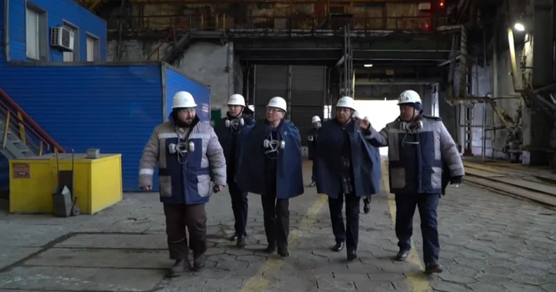 Депутаттар өндіріс орнын аралады