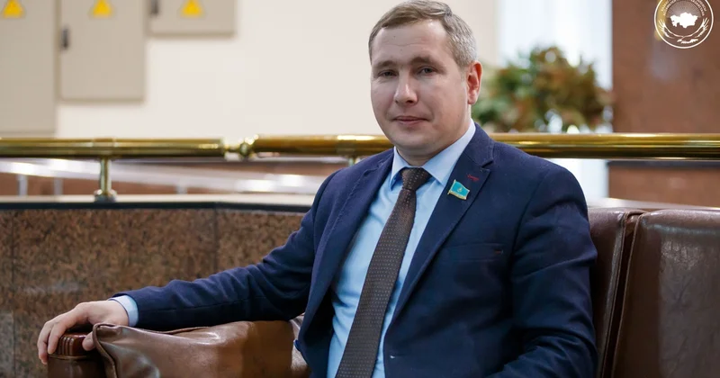 Геннадий Шиповских: халық әлеуметтік желідегі күмәнді жарнаманың кесірінен ақшасынан айырылуы мүмкін