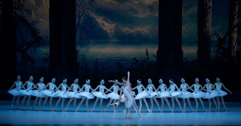 Астана Опера театры Аққу көлі балетін ұсынады