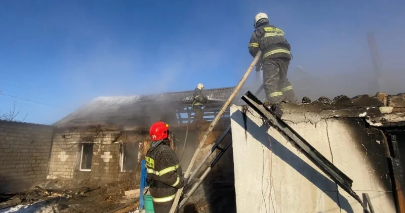 Павлодар облысында төрт бала өртеніп жатқан үйде қалып қойған: қаза тапқандар бар: 15 қаңтар 2026, 14:27 жаңалықтар