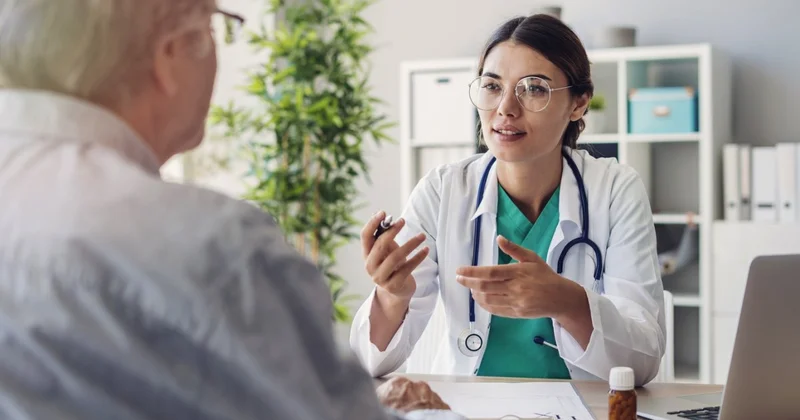 От медпоезда до дома в Испании: как похитили сотни миллионов средств ОСМС