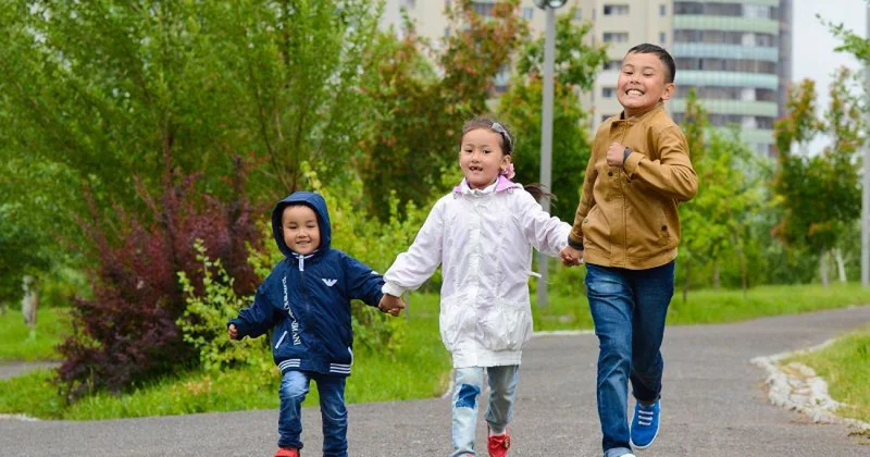 Балаларға қамқорлық: іргелі іс шаралардың нәтижесі