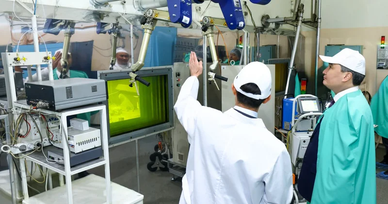 Олжас Бектенов посетил Институт ядерной физики в Алматы