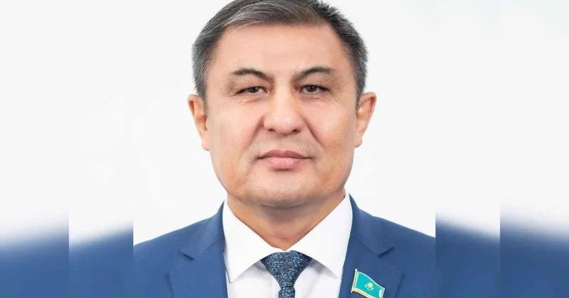 Армия как институт доверия: стратегические акценты в позиции президента