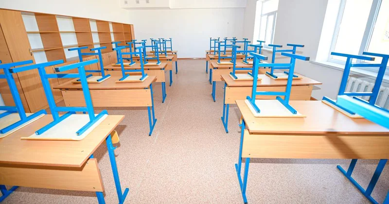 Өскеменде мектеп оқушылары қаладағы смогқа байланысты қашықтан оқиды