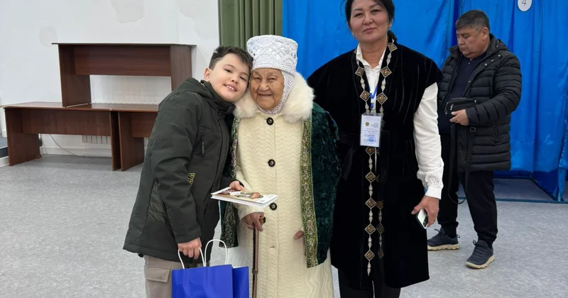 101 жастағы Алматы тұрғыны референдумда дауыс берді