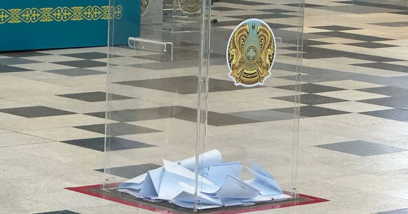 Участки для голосования закрылись по всему Казахстану: начался подсчет голосов