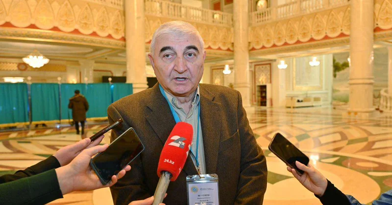 Председатель ЦИК Азербайджана посетил 50 избирательных участков в Казахстане