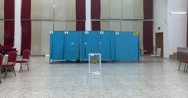 МВД Казахстана: Обстановка на участках референдума остаётся стабильной