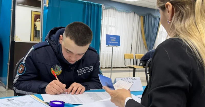 Гвардеец впервые проголосовал в свой день рождения