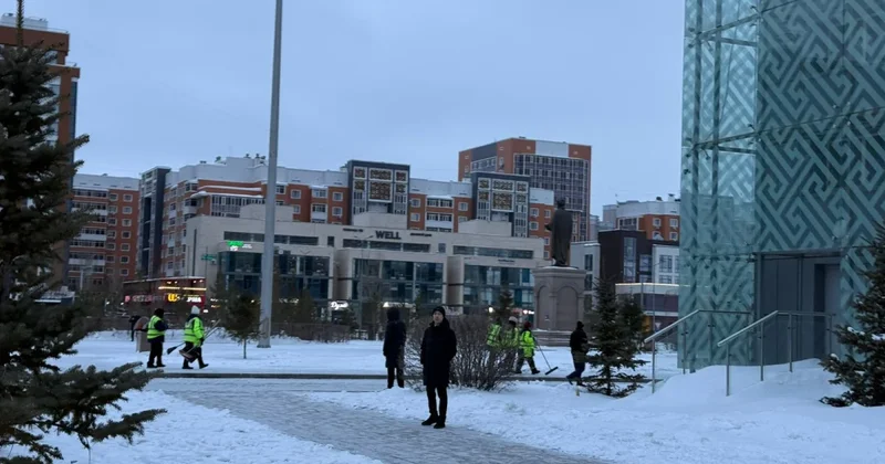 Астана голосует на историческом референдуме фоторепортаж