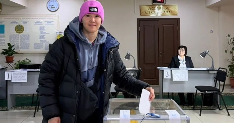 Бронзовый призер Олимпийских игр в Париже Назым Кызайбай проголосовала на референдуме