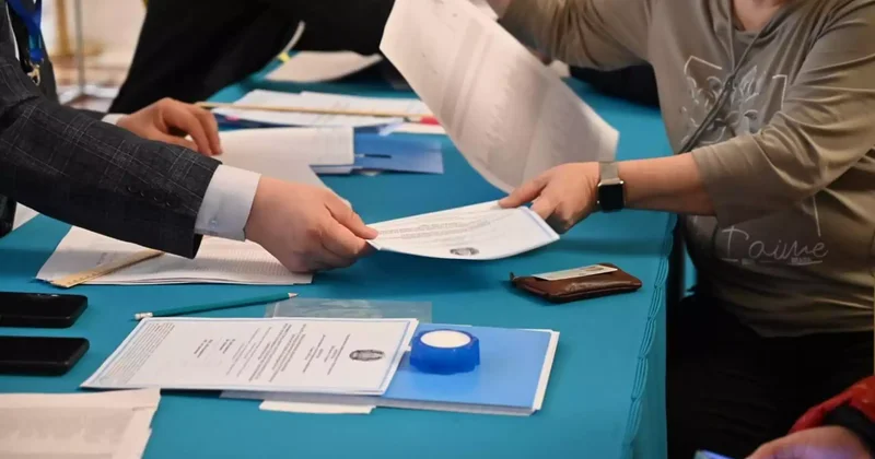 Орталық референдум комиссиясы 106 учаскеде дауыс беру аяқталғанын хабарлады