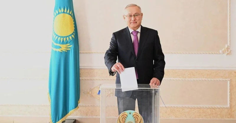 Я проголосовал за процветание нашей страны : аким области Жетісу Бейбит Исабаев принял участие в референдуме