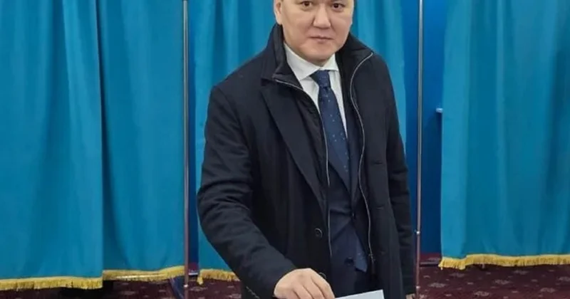 Ерлан Қарин: Бұл референдум Қазақстанның болашағын айқындайды