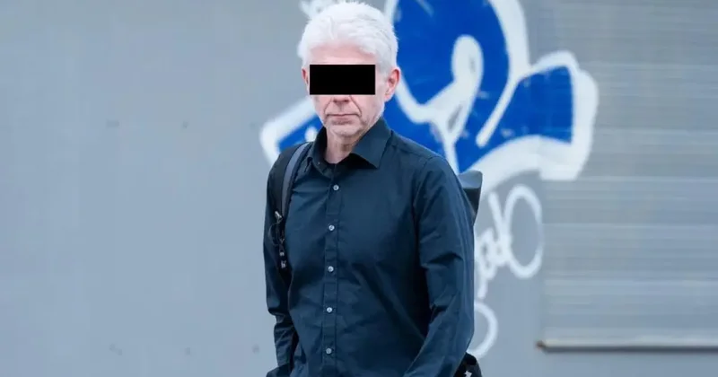 Снимал студенток в душе и в туалете: консультанта вуза осудили в Германии