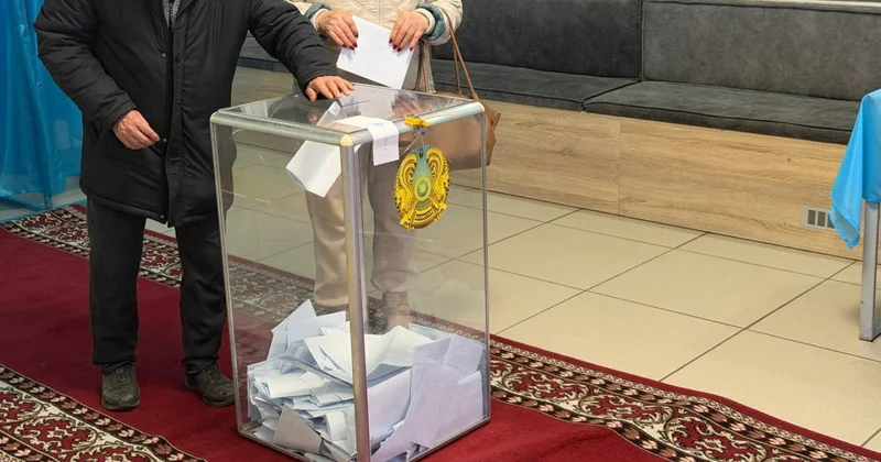 В Казахстане референдум прошёл спокойно: в Генпрокуратуре и МВД рассказали о ситуации