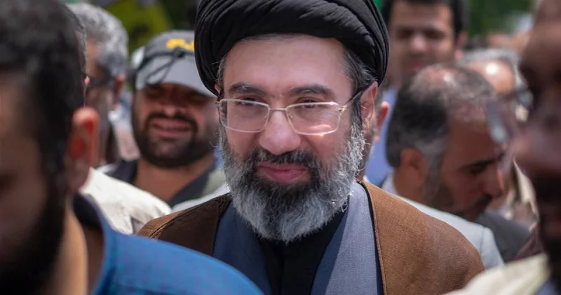 Моджтаба Хаменеи құпия түрде Мәскеуге жеткізілді БАҚ