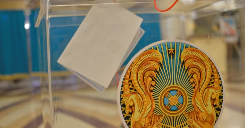 Казахская молодежь, обучающаяся в Турции, приняла участие в референдуме