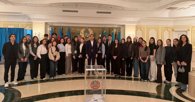 Референдум 2026: Қазақстан жастары Әзербайжанда белсенді дауыс беріп жатыр