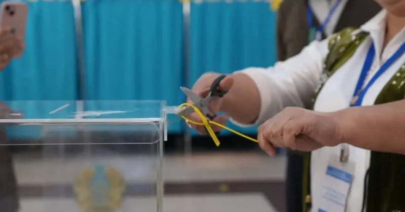 Казахстанцев предупредили о возможных фейках после окончания референдума