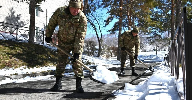Наурызнама аясында әскери қызметшілер қайырымдылық акциясын өткізді