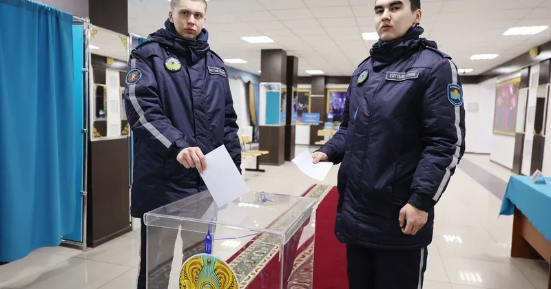 Ұлттық ұланның сарбазы туған күнінде алғаш рет дауыс берді