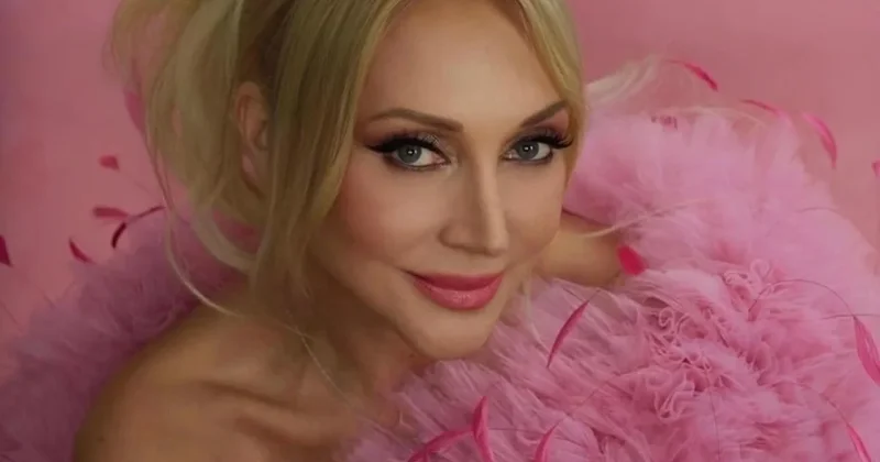 Российская певица Кристина Орбакайте прилетела в Астану