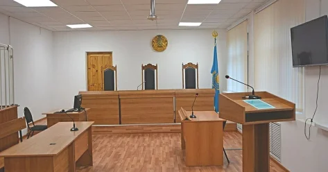 Сотрудник колонии осужден на 6 лет лишения свободы за взятку в Павлодаре