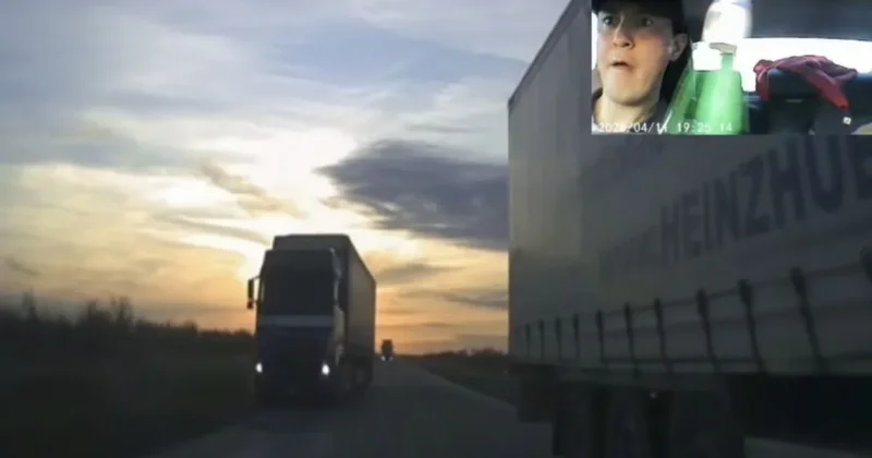 В Казахстане водитель чудом выжил, просочившись между летевших навстречу фур. Видео