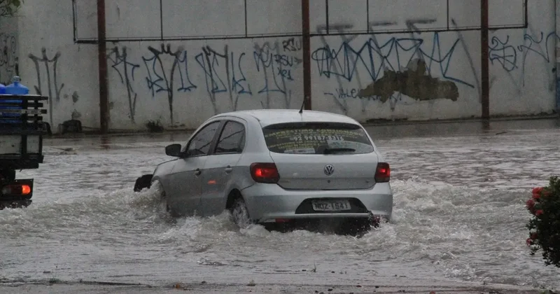25 участков затопило из за сильных дождей в Мангистау