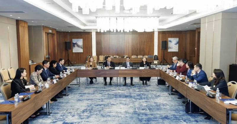 Шибутов, Лаврентьев, Закиева и Бектуров: в Казахстане объявили о создании новой партии Әділет