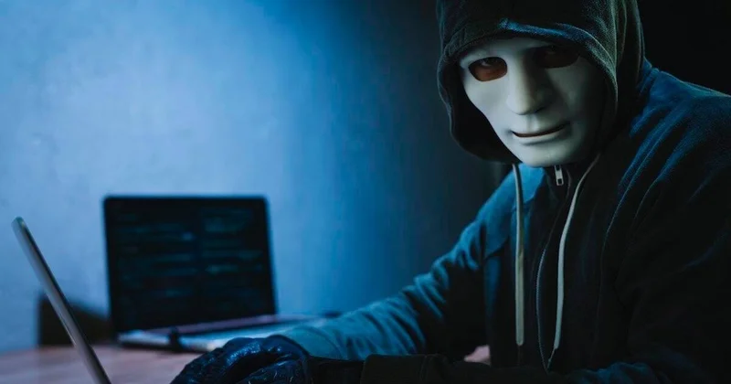 Концертке емес, алаяққа төлеп жүрмеңіз: ІІМ күмәнді ұсыныстардан сақтандырды