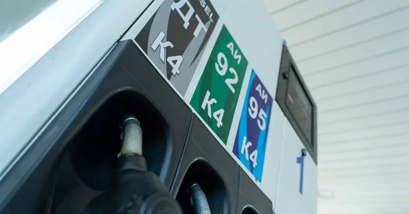 Топливо подорожает не сразу, но неизбежно. Что уже происходит с ценами