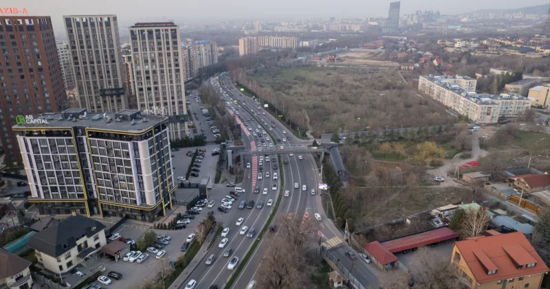 Банктің үлестік құрылысқа қатысуы үлескерлер үшін кепілдік пе, әлде тәуекелдер бола ма?