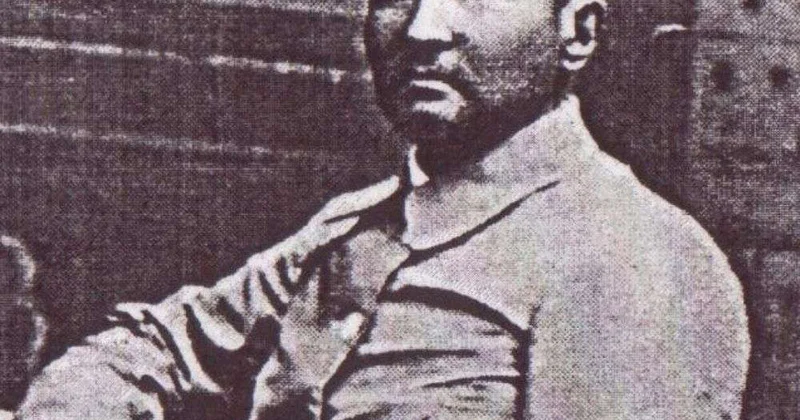 Содержал сирот, жертвовал на школы
