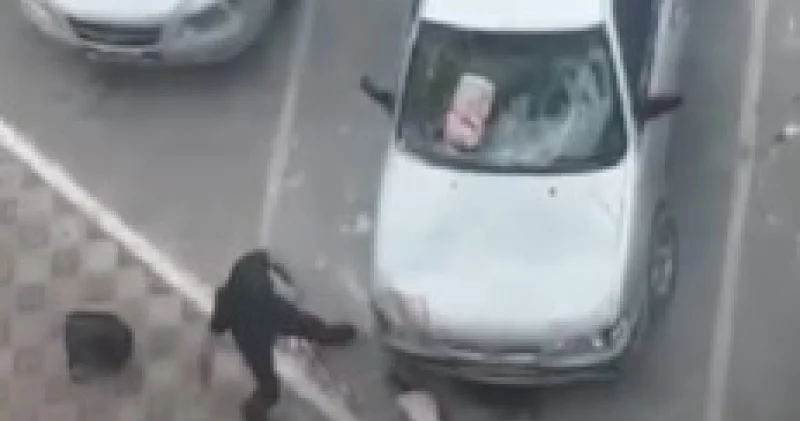 Ақтаудағы қарыз дауы көлікті талқандаумен аяқталды фото