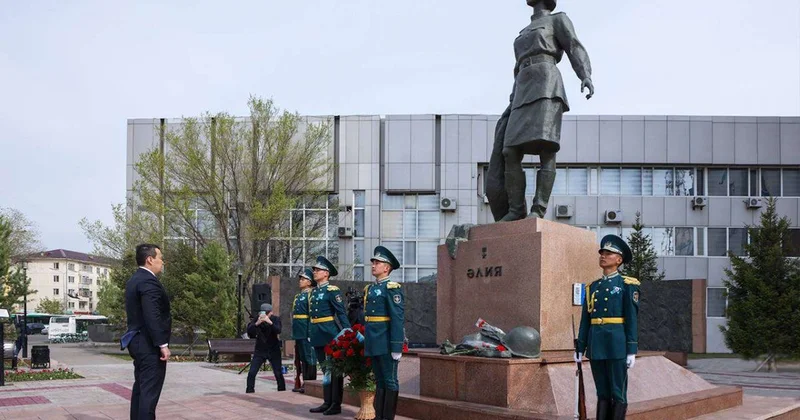 101 год со дня рождения Алии Молдагуловой отмечают в Казахстане