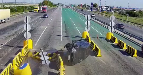 Уснувший водитель перевернулся на трассе Астана Щучинск