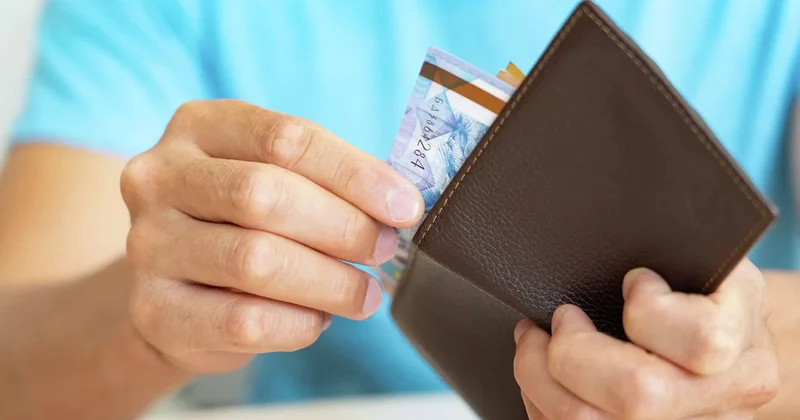 Мәжіліс депутаты жәрдемақылардың бірін көтеруді талап етті